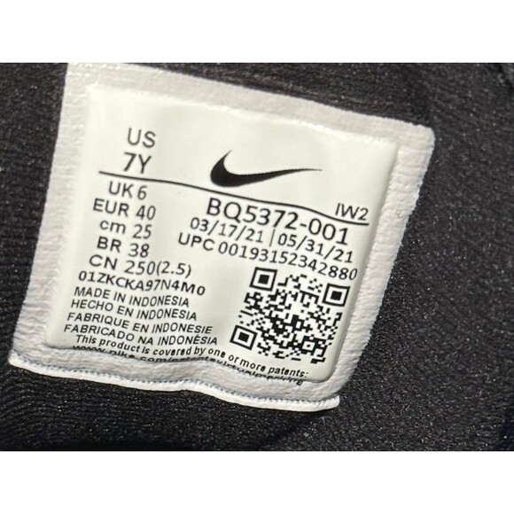 Nike Kids  Boots Size 7Y - Picture 8 of 8